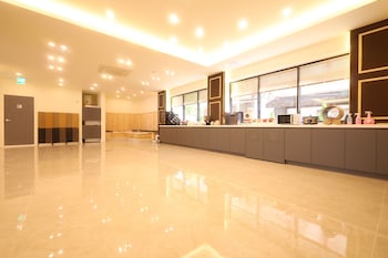 Hotel Kkulbam Stay,,2 star