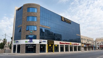 ten hills hotel