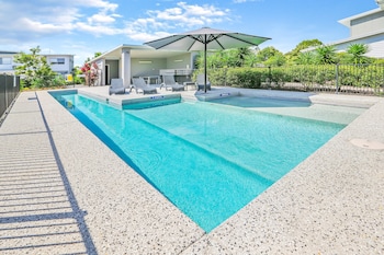 Direct Collective - Breeze On Brightwater,Buddina>>Alexandra Headland,0 star