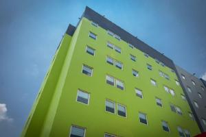 sr hotel