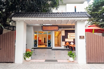 dorm beachside hotel andhostel by haviland