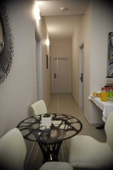 alv rent room