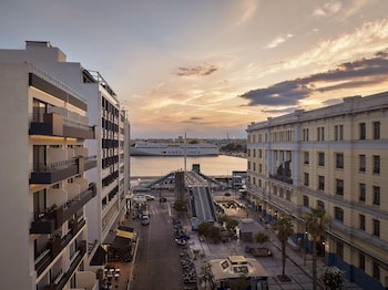 Mural Piraeus Hotel,,0 star