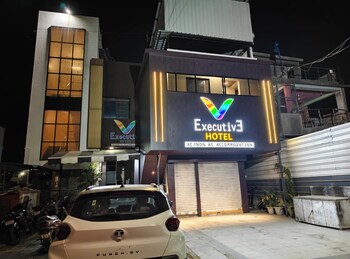 V Executive Hotel,,2 star