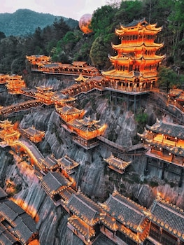 Wangxian Valley Scenic Area Chunxiang,,4 star