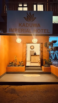 kaduwa imperial hotel