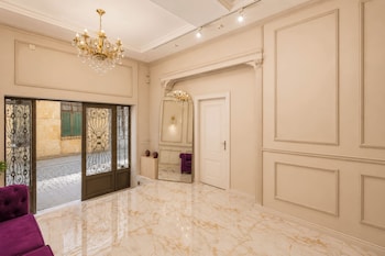 old money boutique hotel