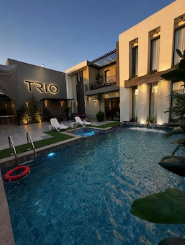 Trio Chalet 2,,4 star