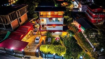 Flyo Stayo - Naukuchiatal,,3 star
