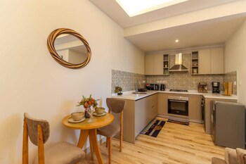 Elite Residence View Palace Apartment,,4 star