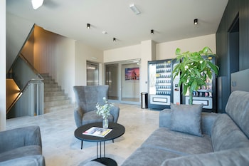 Taunus Suites,,3 star