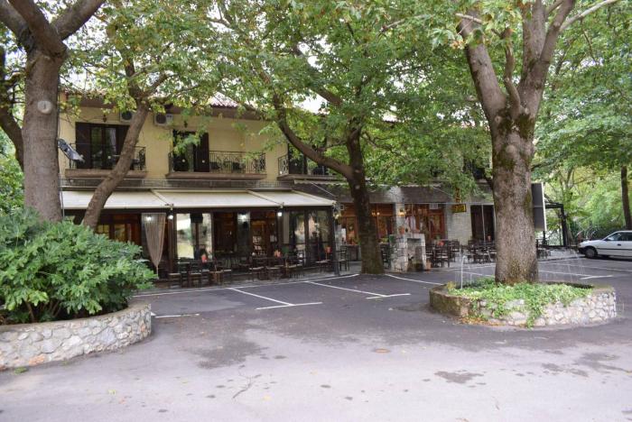 Hani Zemenou,Central Greece>>Arachova,3 star