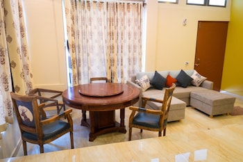 alcove resort