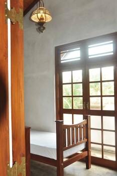 Lanrich Villa,Near Mirissa Beach,2 star