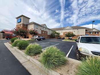 Motel 6 Richmond, Va - I-64 West,,2 star