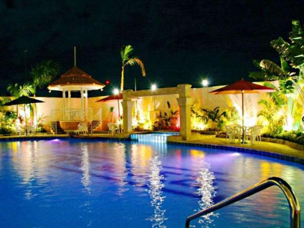pacific breeze hotel and resort