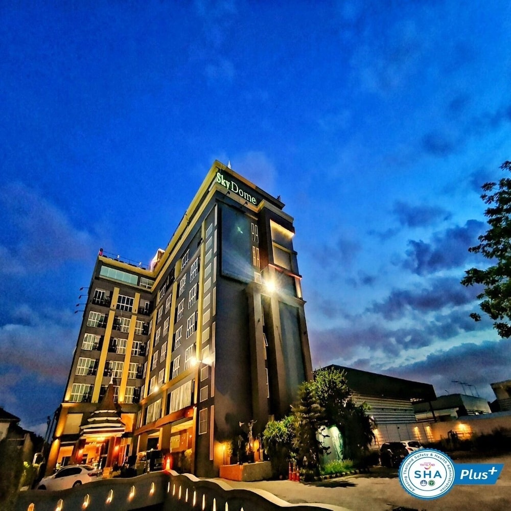 Sky Dome Resotel,Ladprao>>Bangkok,4.5 star