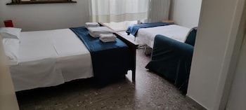 room come and visit naples we look fo