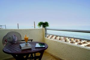 Kokkoni Beach Hotel,Gortynia>>Corinth,2 star