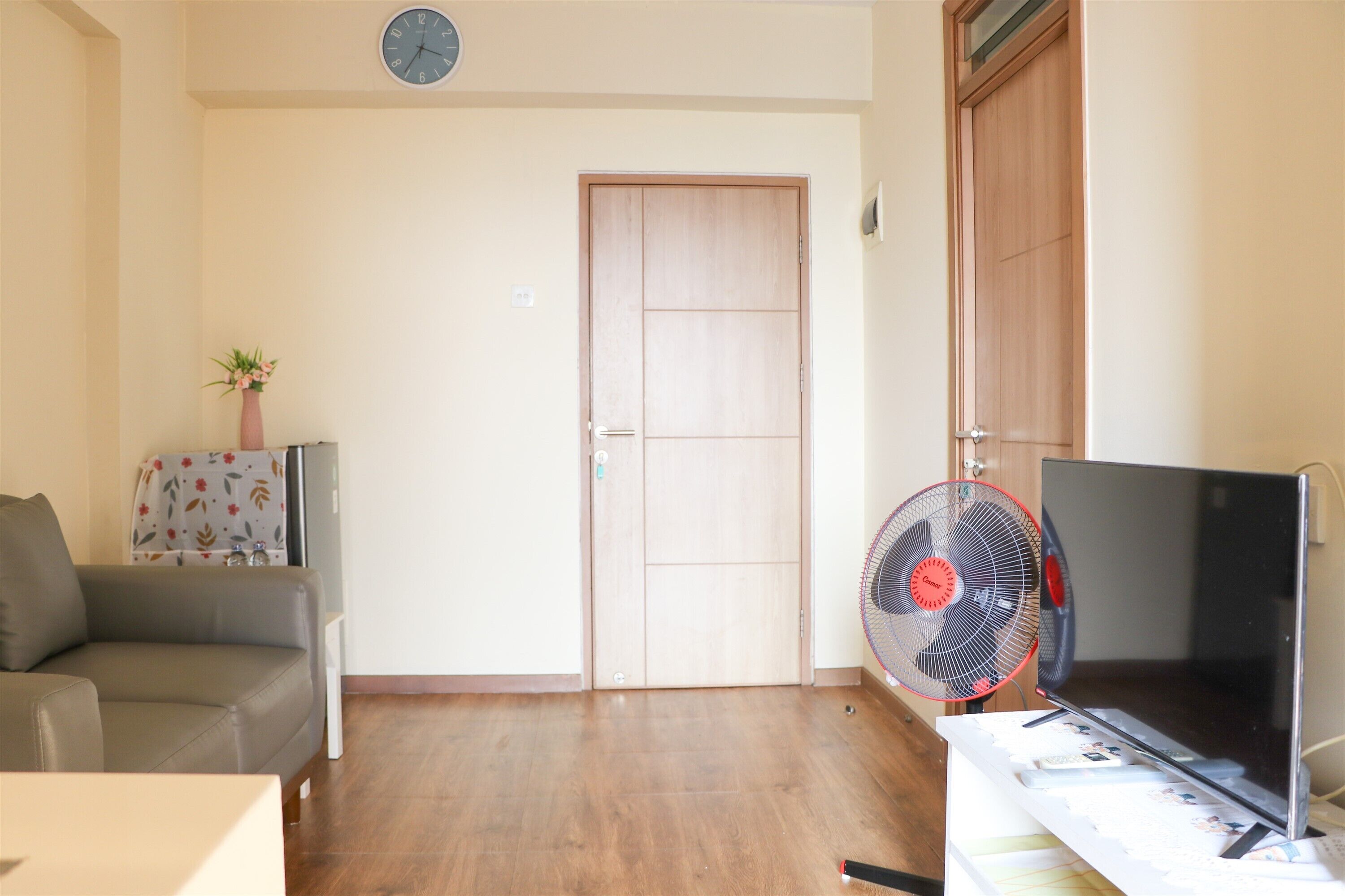 best strategic 2br apartment at green palm residence