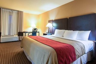 comfort inn and suites perry national fairgrounds area
