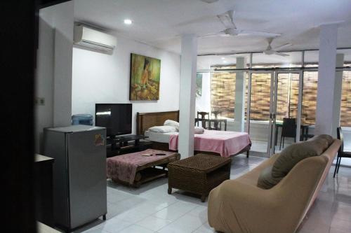 Bali Senia Hotel,Denpasar>>Bali,2 star