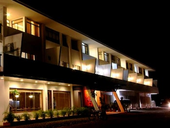 Coron Gateway Hotel & Suites,Coron>>Busuanga,3 star