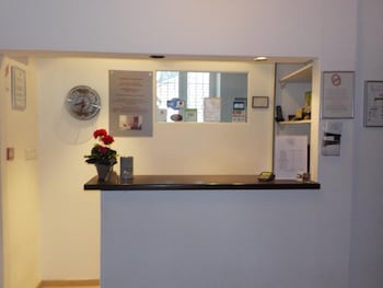 Hotel Du Midi,Echirolles>>Domene,2 star