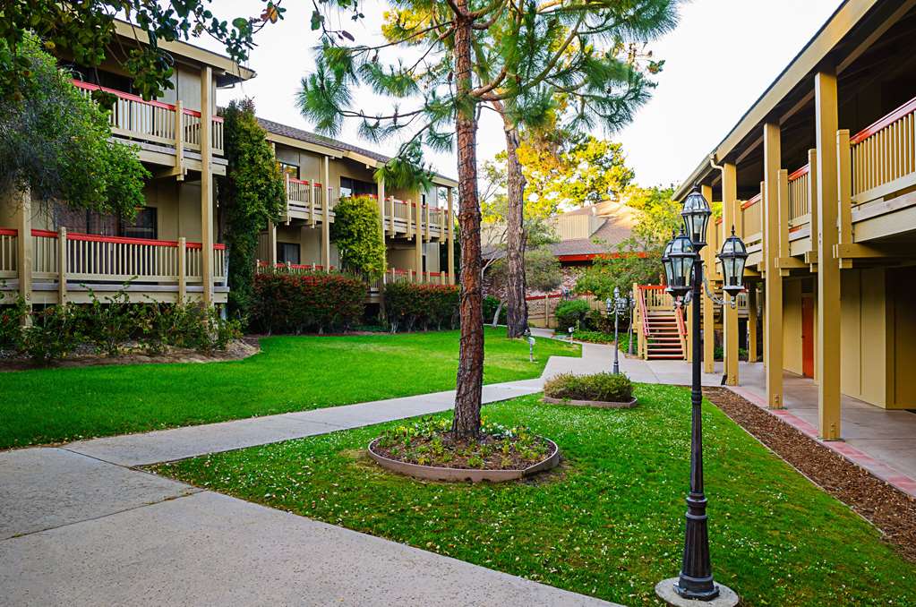 comfort inn monterey peninsula airport