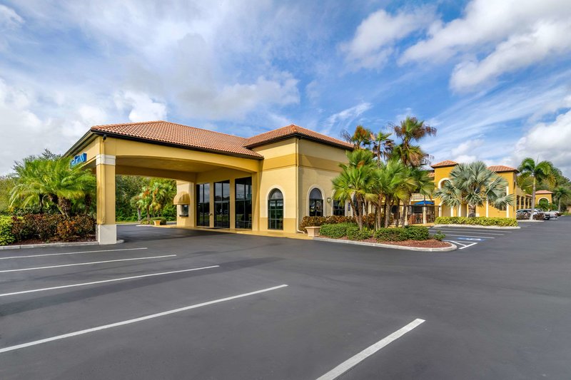 Comfort Inn Sun City Center - Ruskin - Tampa South,Ruskin>>Clearwater,3 star