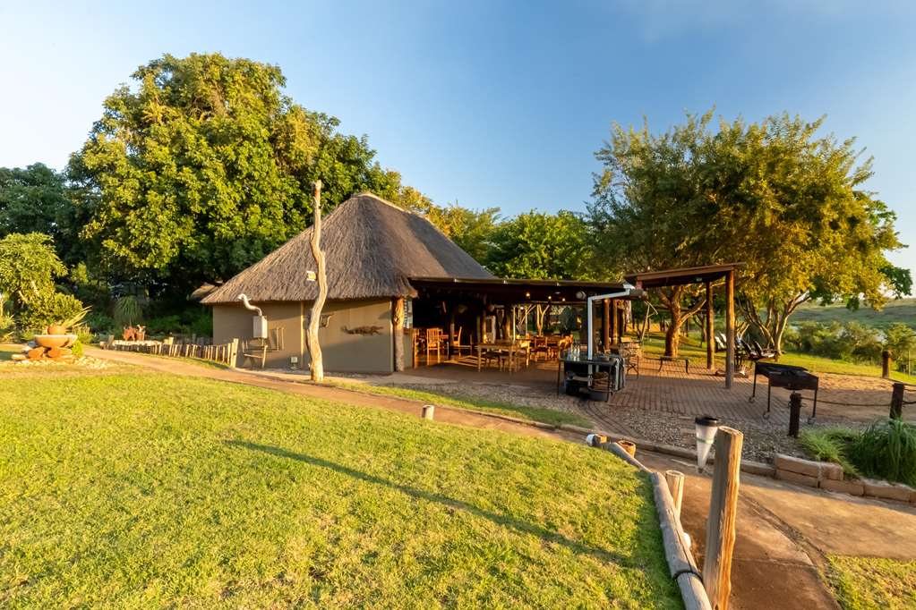 crocodile bridge safari lodge