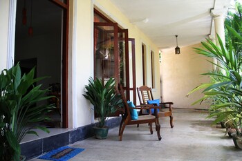 Natures Bliss Garden Stay,Gampaha>>Colombo,2.5 star