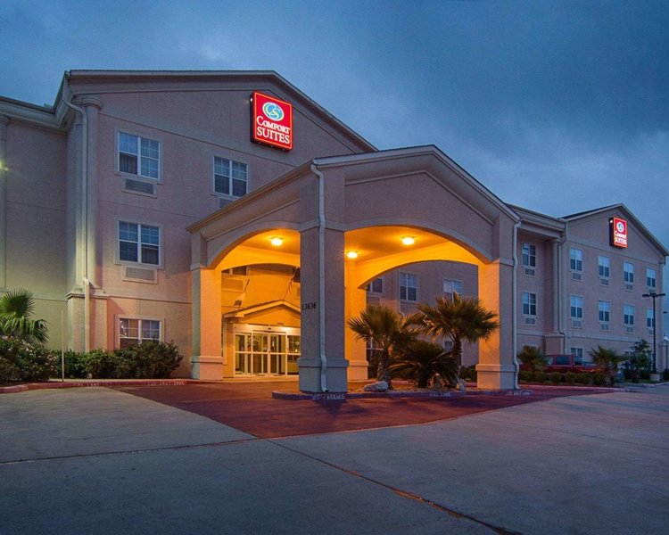 comfort suites tomball medical center