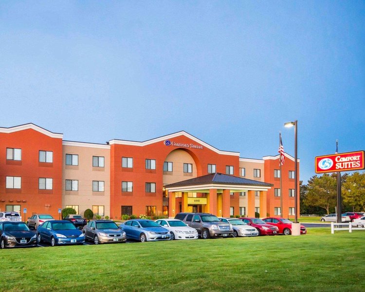 Comfort Suites,Dayton>>Anoka,2.5 star
