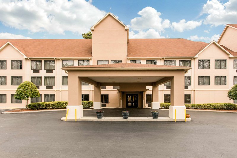 Comfort Suites Wilmington Near Downtown
