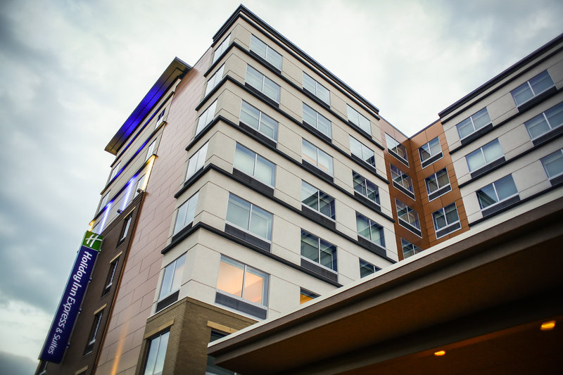 holiday inn express and suites louisville downtown by ihg