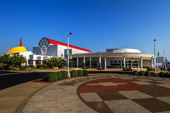 holiday inn express bowling green by ihg