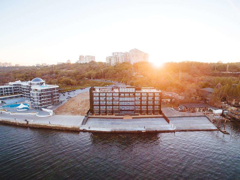 M1 Club Hotel,Odessa>>Odesa,5 star