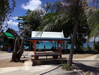 rimtalay resort koh si chang