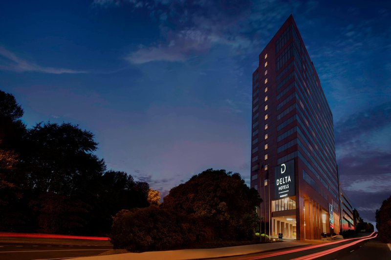Delta Hotels By Marriott Richmond Downtown,Near Virginia State Capitol,3 star