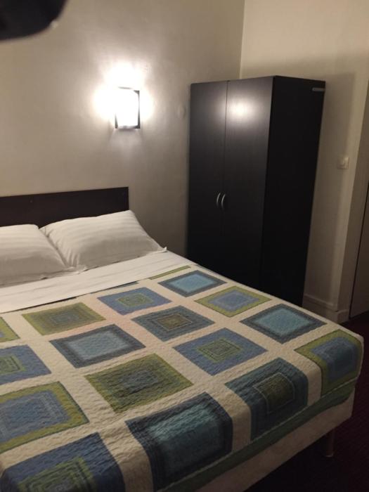 Hôtel Chevallier,Levallois-Perret>>Hauts-De-Seine,3 star