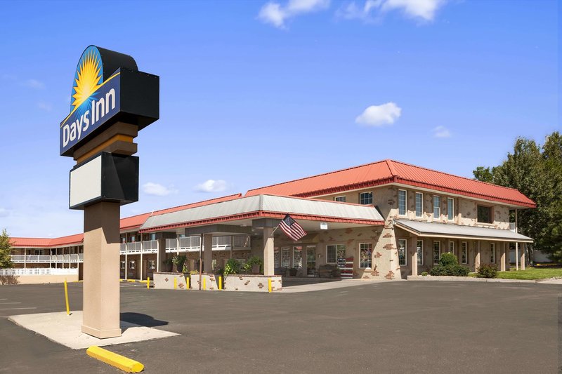 Days Inn By Wyndham Montrose,Montrose>>Cimarron,2 star