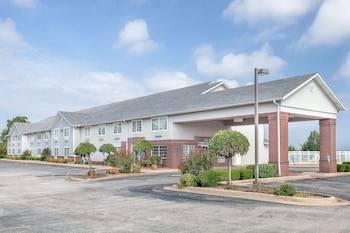 Days Inn By Wyndham Mountain Home,Arkansas>>Mountain Home,2 star
