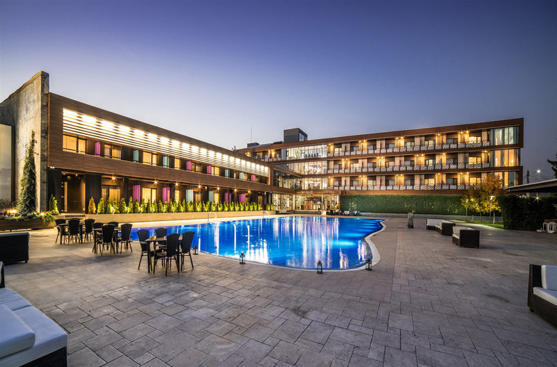 Sky Blue Hotel & Spa