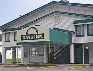 days inn and suites by wyndham port huron