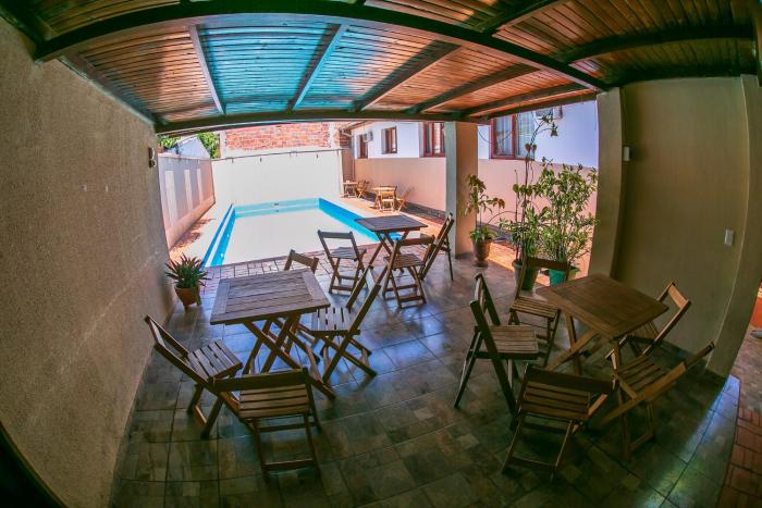 hotel tierra colorada