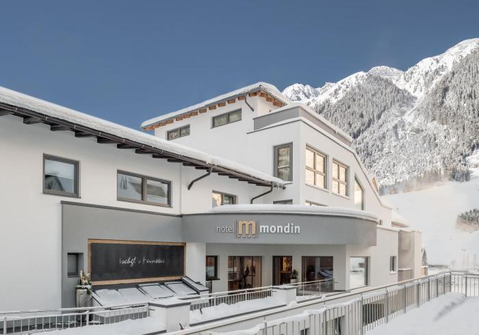 hotel mondin
