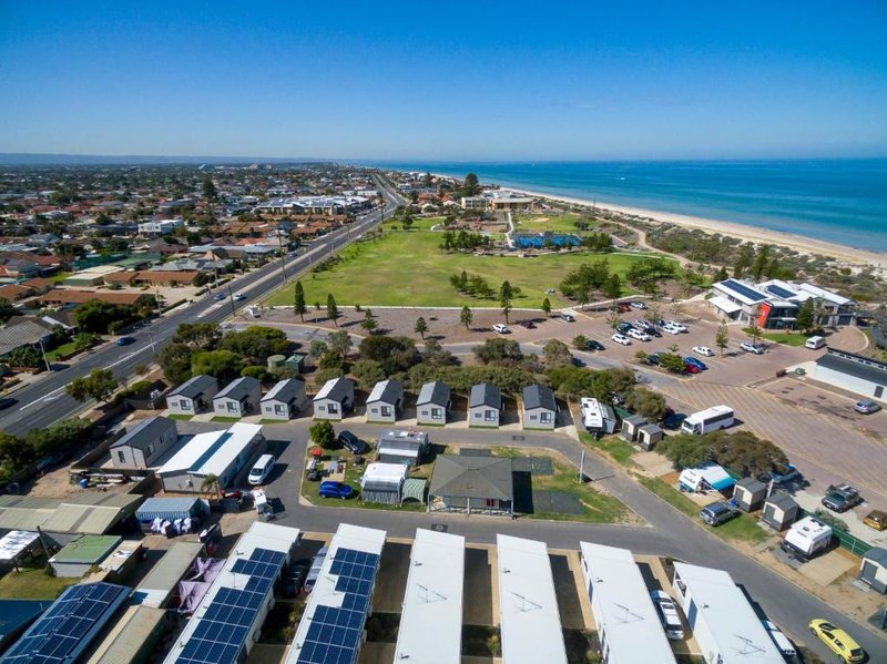 Discovery Parks - Adelaide Beachfront,Charles Sturt>>Adelaide,3.5 star