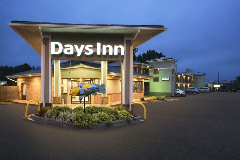 Days Inn By Wyndham Weldon/Roanoke Rapids,North Carolina>>Halifax,2 star