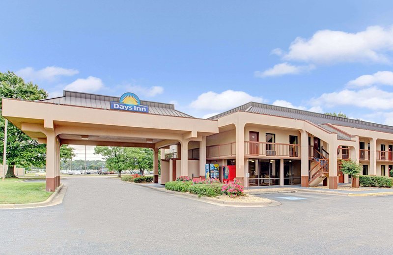 Days Inn By Wyndham Wilson,Wilson>>Rocky Mount,2 star